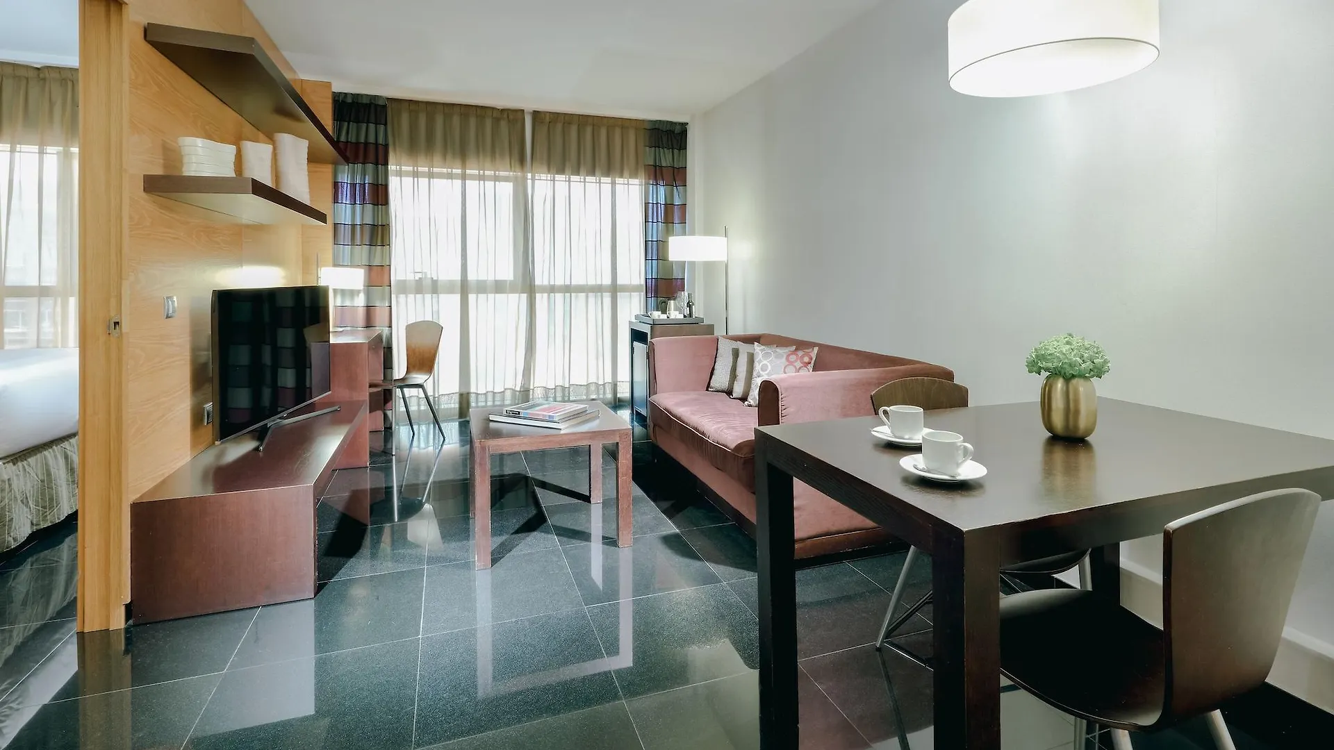 Hesperia Fira Apartment L'Hospitalet de Llobregat Spain