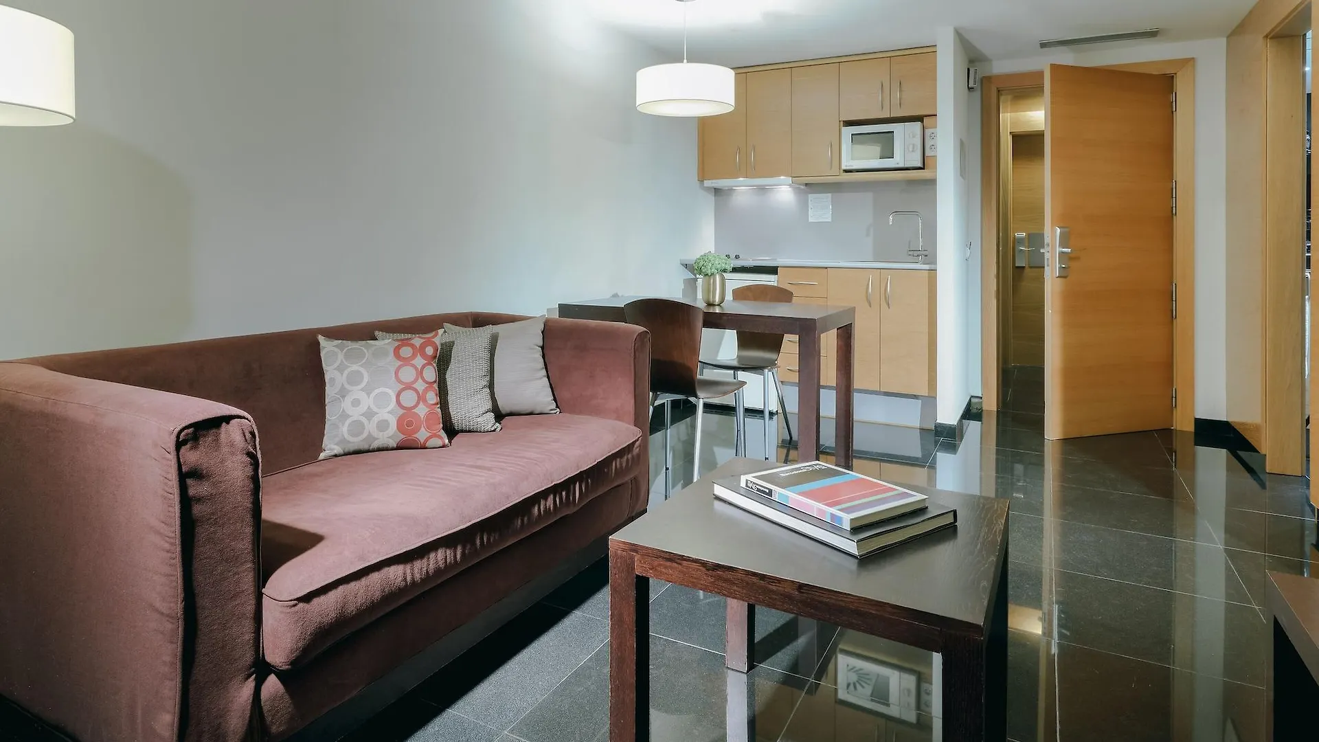 Hesperia Fira Apartment L'Hospitalet de Llobregat