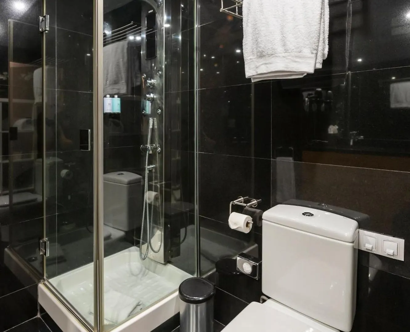 Hesperia Fira Apartment L'Hospitalet de Llobregat