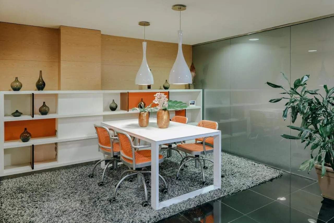 Hesperia Fira Apartment L'Hospitalet de Llobregat 0*,